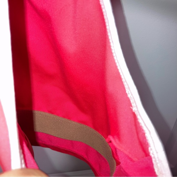 Fabletics Crop Top Sports Bra - Picture 5 of 5